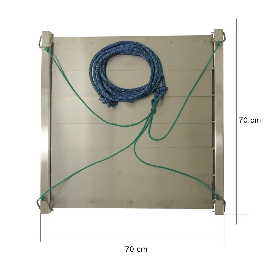 Dimensions of the Wobbelstopper 6K: 70 by 70 centimeters
